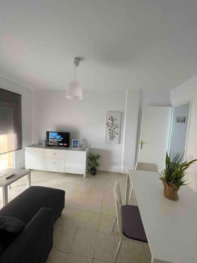 Renovated And Newly Furnished 3 Bedroom Apartment San Fernando Exterior photo