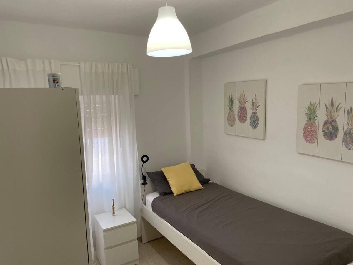 Renovated And Newly Furnished 3 Bedroom Apartment San Fernando Exterior photo